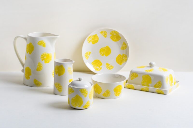 DS406054 (1) Lemon Tabletop Collection